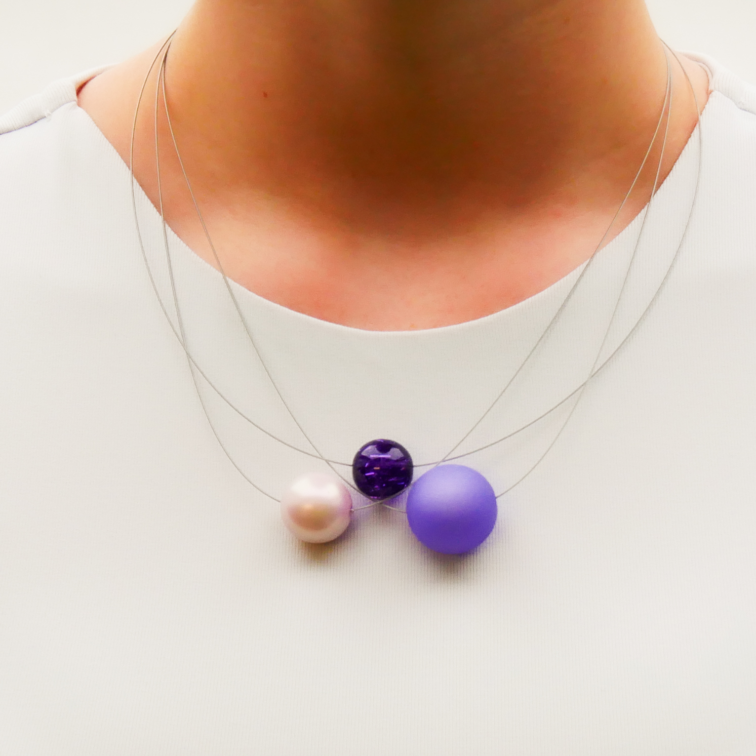  Color Explosion, kurze 3-Strang Kette "Planet" - Saturn lila