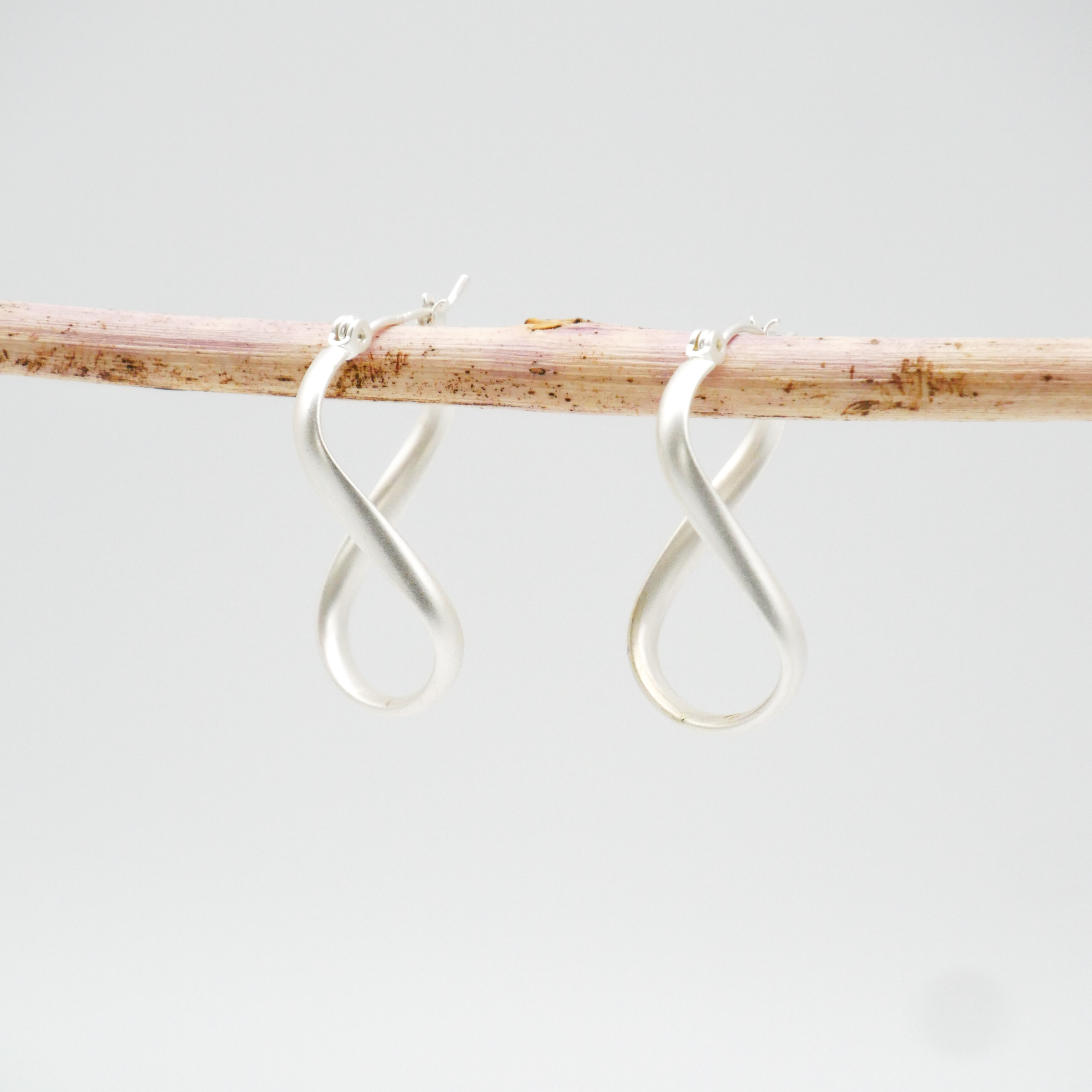 "Circle", creole earring "Wave" silver Ø approx. 28 x 20 mm