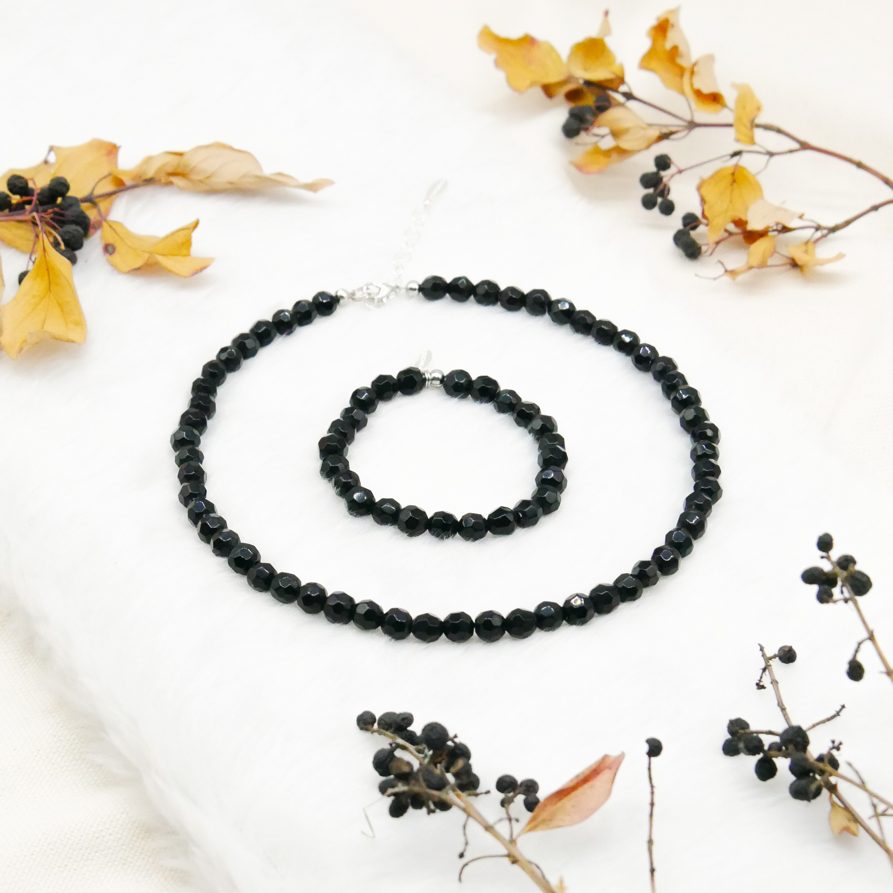  "Jet Schmuck" Kette ca. 45 cm schwarze facettierte Glasperlen Ø 8 mm 
